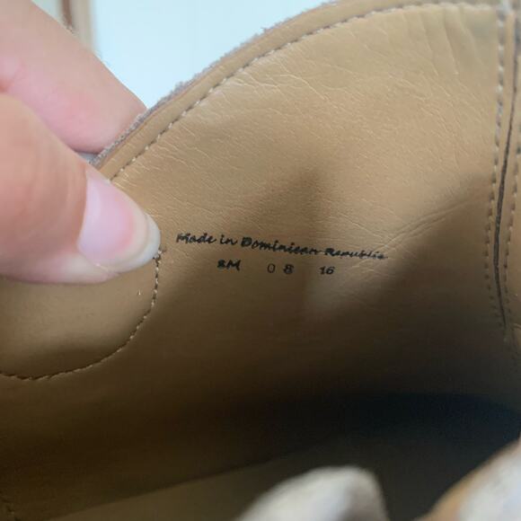 Jack Rogers Peyton Bootie in Light Grey Size 8 Suede Ankle Boot Heeled - Picture 8 of 10